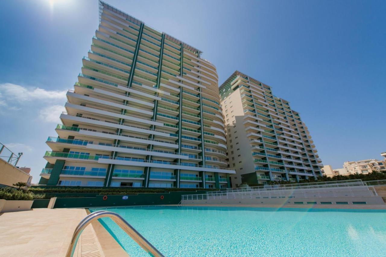 Luxury Apartment Inc Pool & Views Слима Экстерьер фото